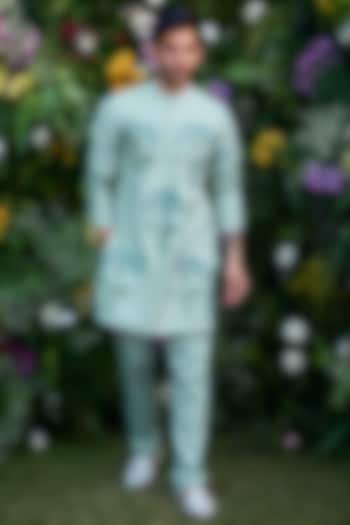 Illusion Blue Chanderi Handblock Printed Kurta Set by Shyam Narayan Prasad Men at Pernia's Pop Up Shop