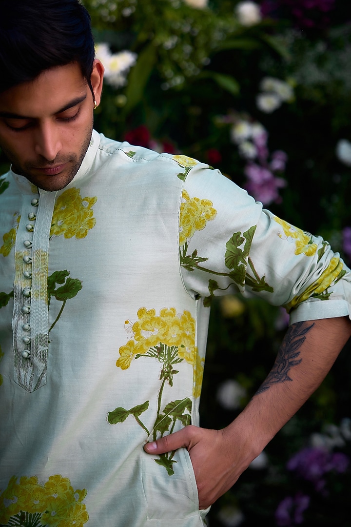Mist Green Chanderi Handblock Printed Kurta Set by Shyam Narayan Prasad Men at Pernia's Pop Up Shop