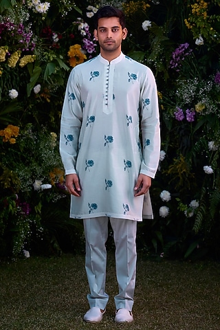 Illusion Blue Chanderi Handblock Printed Kurta Set by Shyam Narayan Prasad Men