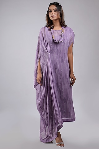 Lilac Georgette Embellished & Printed Pleated Kaftan Set by Saniya Rao