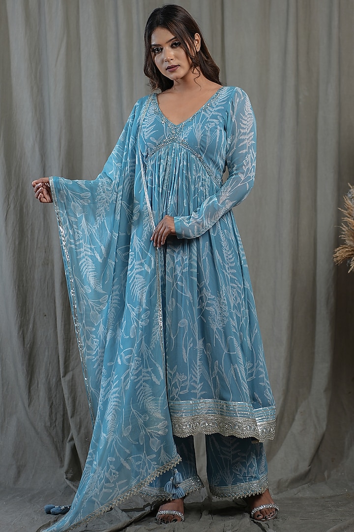 Blue Georgette Hand Embroidered Kurta Set by Saniya Rao at Pernia's Pop Up Shop