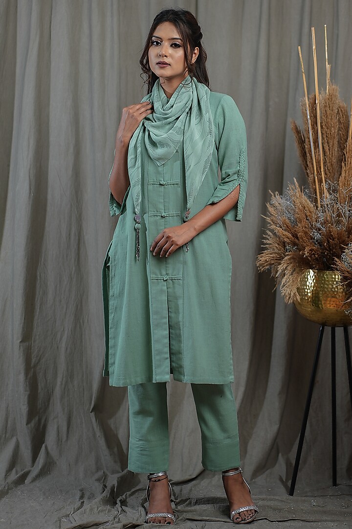 Green Handwoven Cotton Khadi Kurta Set by Saniya Rao