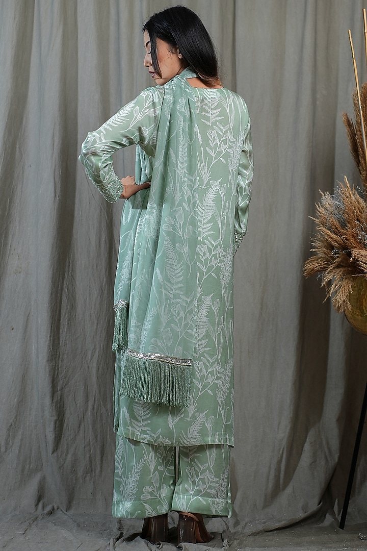 Green Modal Satin Printed & Embellished Kurta Set by Saniya Rao at Pernia's Pop Up Shop