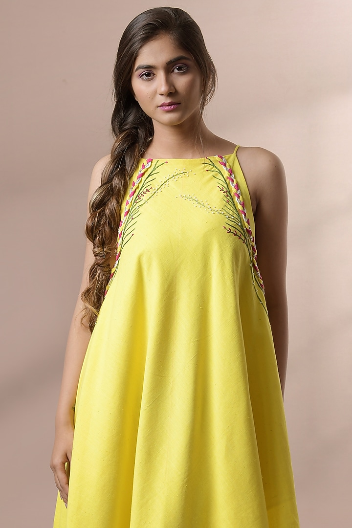 Yellow Hand Embroidered Dress by Saniya Rao at Pernia's Pop Up Shop