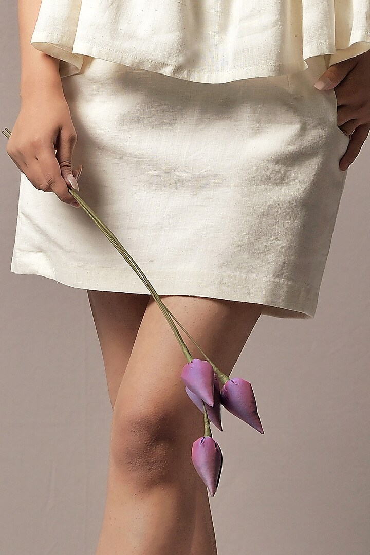 Off White Handwoven Cotton Khadi Mini Skirt by Saniya Rao