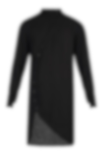 Black Kurta With Curved Placket by Son Of A Noble SNOB