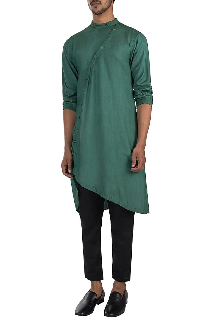 Green Kurta Set by Son Of A Noble SNOB at Pernia's Pop Up Shop
