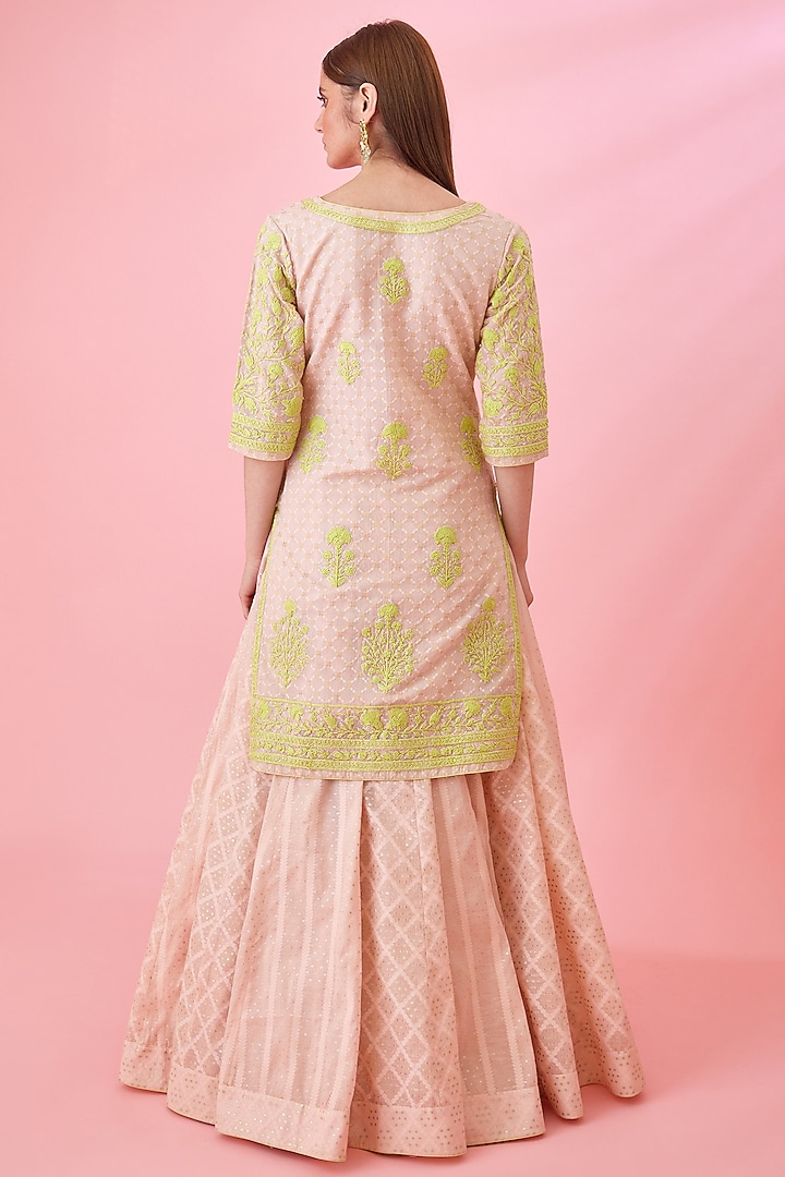 Crystal Rose Pink Chanderi Jacquard Embroidered Wedding Lehenga Set by Shyam Narayan Prasad at Pernia's Pop Up Shop