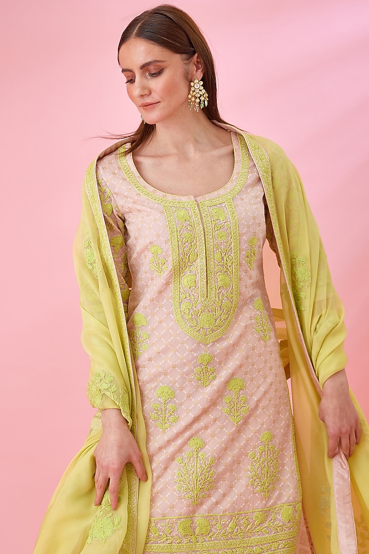 Crystal Rose Pink Chanderi Jacquard Embroidered Wedding Lehenga Set by Shyam Narayan Prasad at Pernia's Pop Up Shop