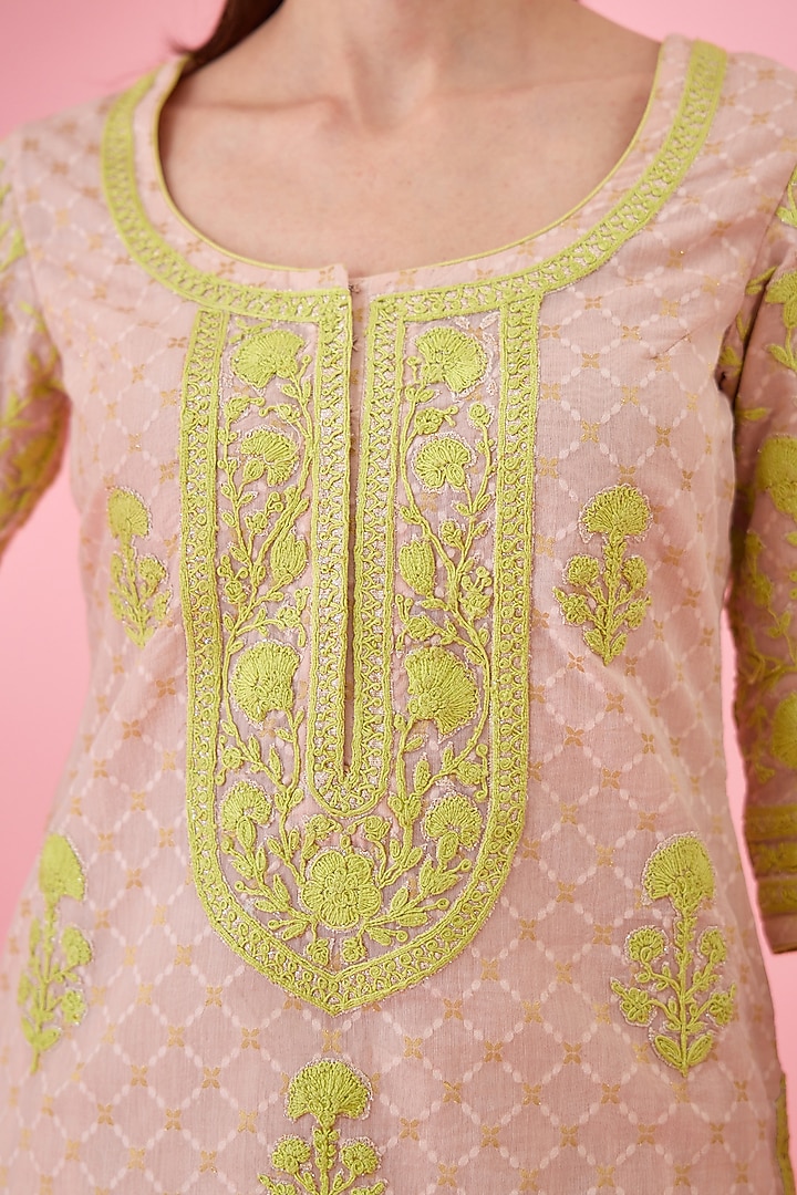 Crystal Rose Pink Chanderi Jacquard Embroidered Wedding Lehenga Set by Shyam Narayan Prasad at Pernia's Pop Up Shop