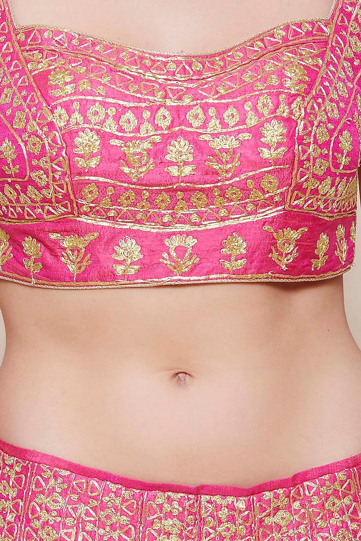 Emerald pink embroidered lehenga set available only at Pernia's Pop Up Shop.