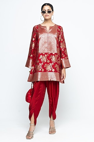 Red Jaal Silk Floral Brocade Kurta Set by Sobariko