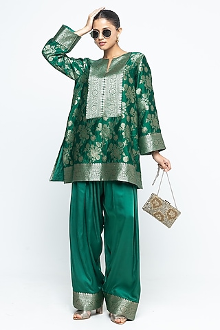 Green Jaal Silk Floral Brocade Kurta Set by Sobariko