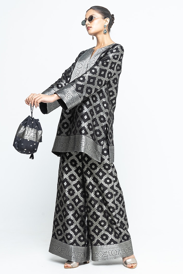 Black Jaal Silk Woven Brocade Kurta Set by Sobariko at Pernia's Pop Up Shop