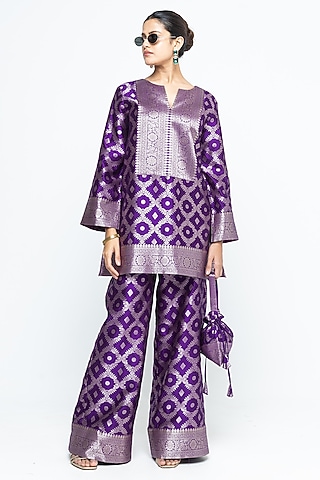 Purple Jaal Silk Woven Brocade Kurta Set by Sobariko