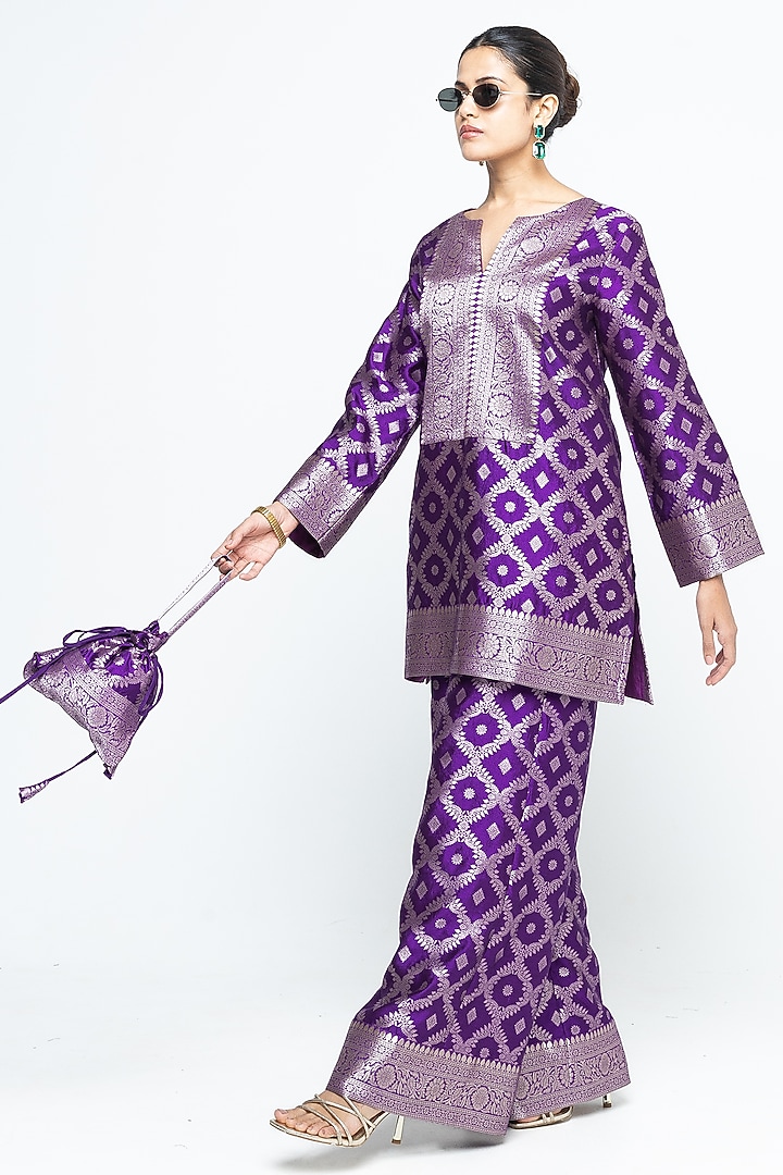 Purple Jaal Silk Woven Brocade Kurta Set by Sobariko at Pernia's Pop Up Shop