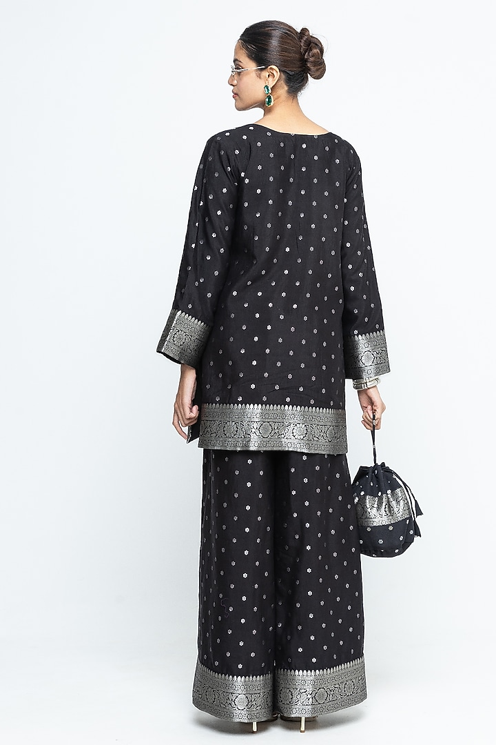 Black Silk Floral Brocade Kurta Set by Sobariko at Pernia's Pop Up Shop