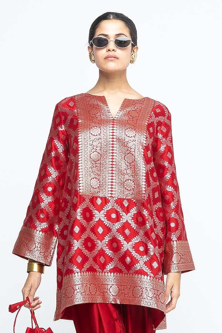 Red Jaal Silk Brocade Kurta Set by Sobariko at Pernia's Pop Up Shop