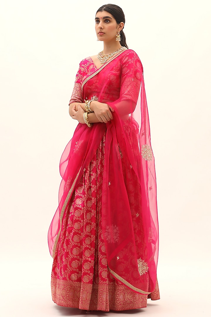 Pink Embroidered Wedding Lehenga Set by Sobariko at Pernia's Pop Up Shop