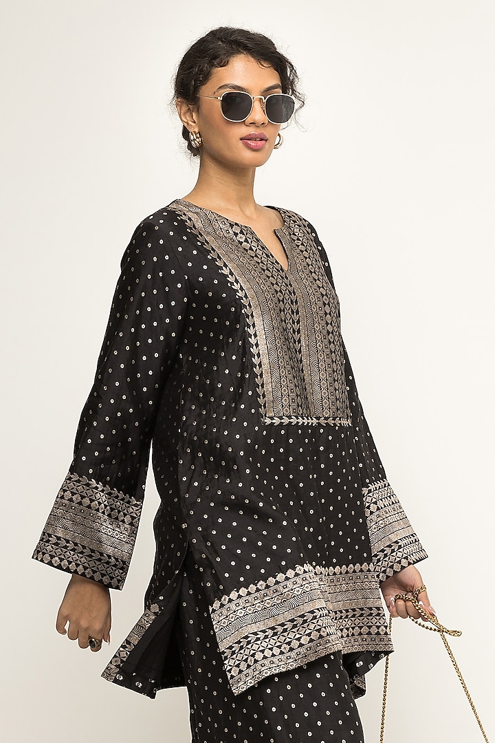 Black Silk Kurta Set by Sobariko at Pernia's Pop Up Shop