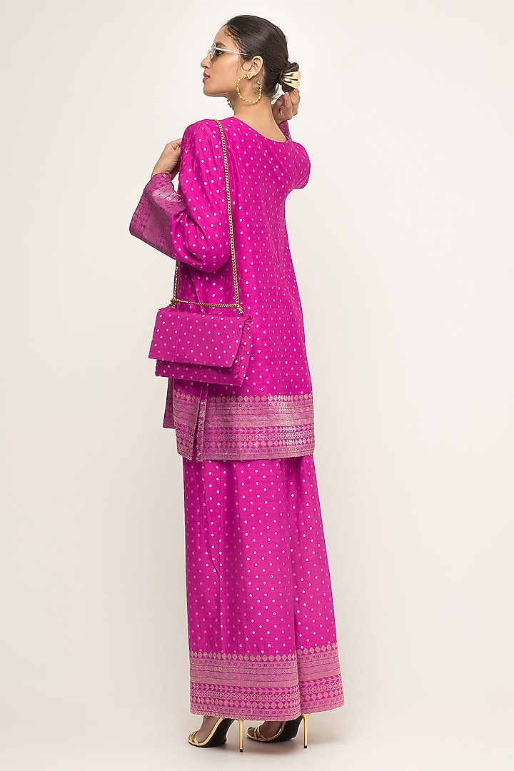 Pink Silk Kurta Set by Sobariko at Pernia's Pop Up Shop