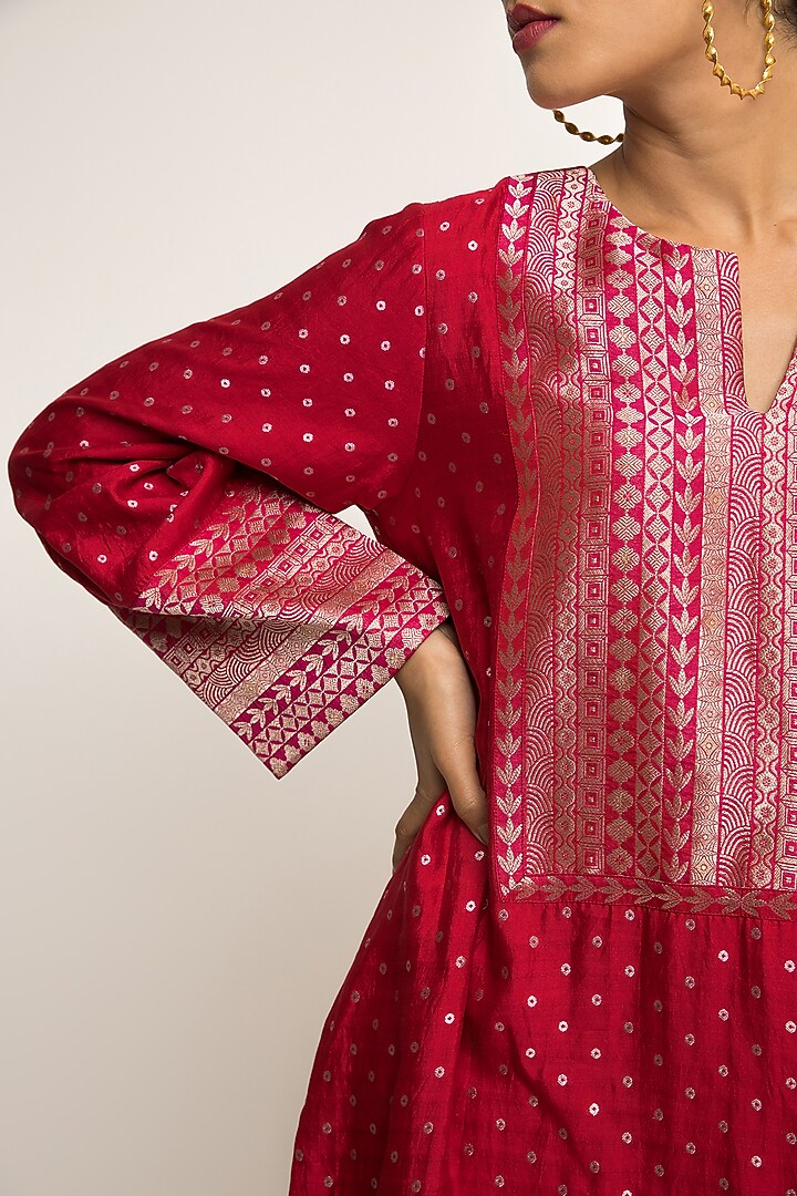 Red Silk Kurta Set by Sobariko at Pernia's Pop Up Shop