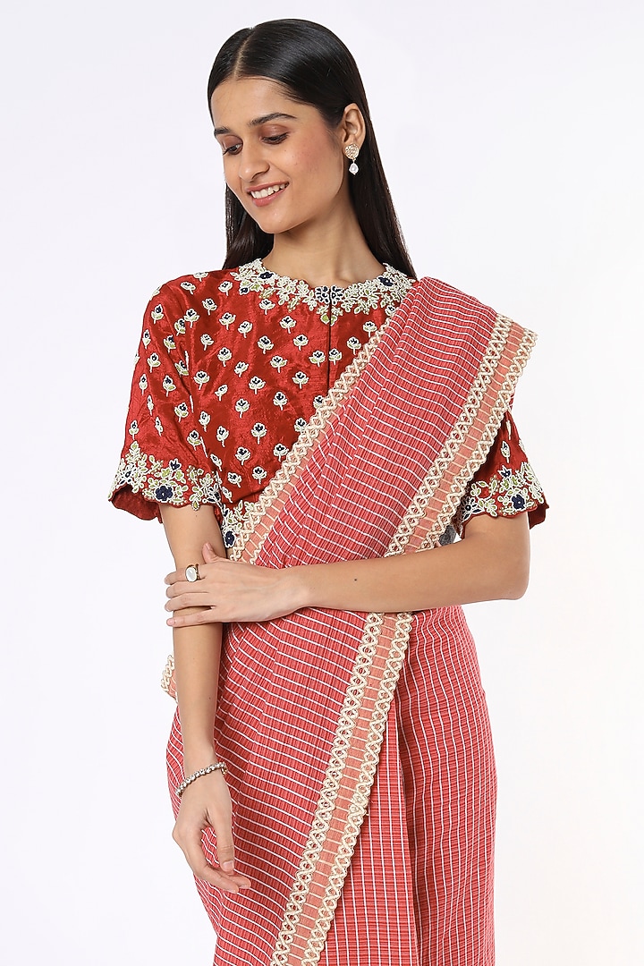 Red Linen Silk Handloom Festive Saree by Soumodeep Dutta at Pernia's Pop Up Shop