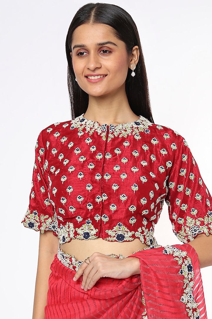 Red Hand Embroidered Wedding Saree Set by Soumodeep Dutta at Pernia's Pop Up Shop