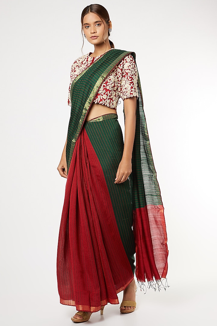 Red & Green Vertical Striped Saree Set by Soumodeep Dutta at Pernia's Pop Up Shop