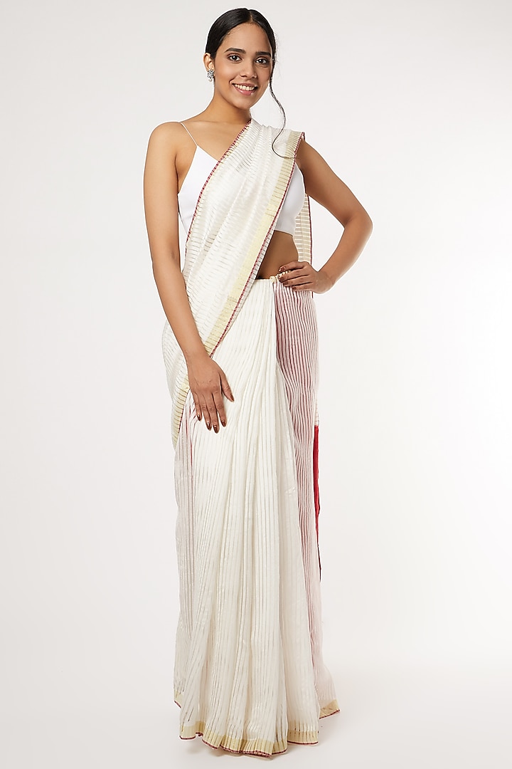 White Handwoven Saree With Attached Blouse by Soumodeep Dutta