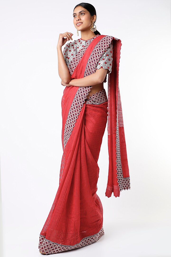 Red Handloom Saree Set by Soumodeep Dutta