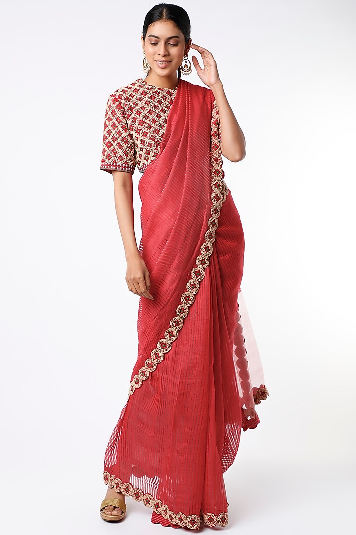 Red Hand Embroidered Handloom Saree Set by Soumodeep Dutta