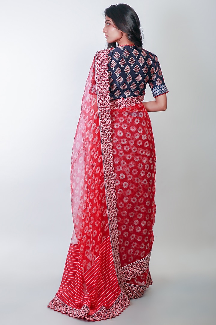 Red Floral Printed Party Wear Saree Set by Soumodeep Dutta at Pernia's Pop Up Shop