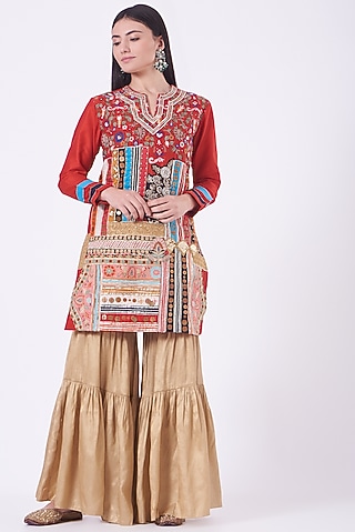Fiery Red Embroidered Kurta Set by Sonali Gupta