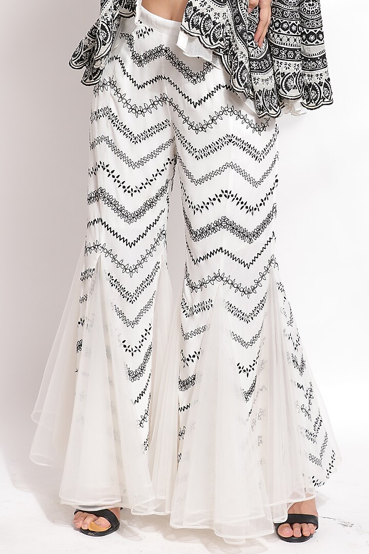 White & Black Hand Embroidered Jacket Set by Sonali Gupta at Pernia's Pop Up Shop