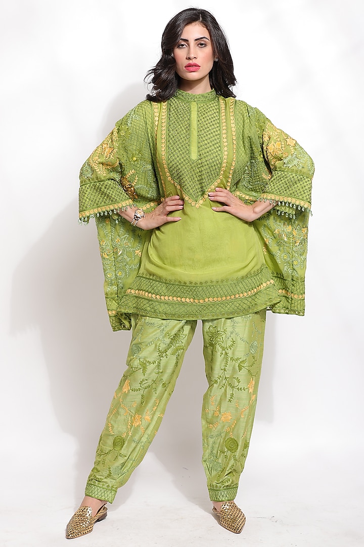 Green Silk Floral Embroidered Tunic Set by Sonali Gupta at Pernia's Pop Up Shop