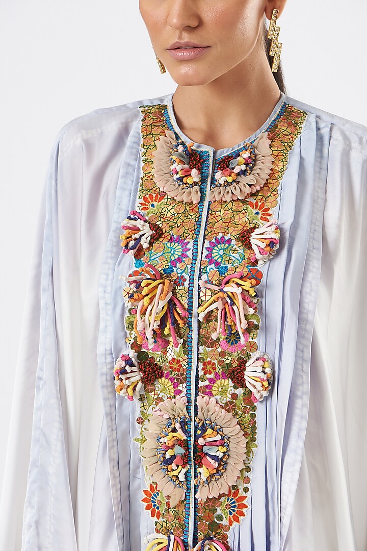 White Hand Embroidered Kaftan by Sonali Gupta at Pernia's Pop Up Shop