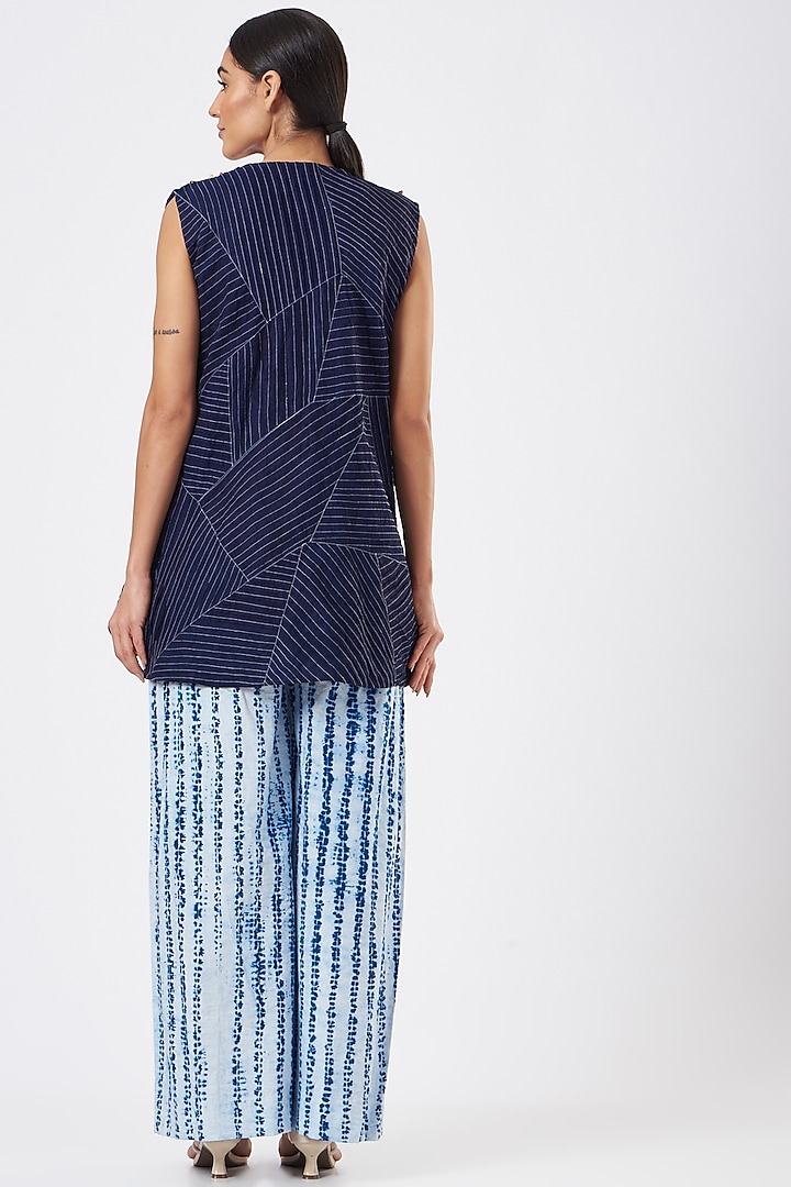Light Blue Cotton Reversible Pant Set by Sonali Gupta at Pernia's Pop Up Shop