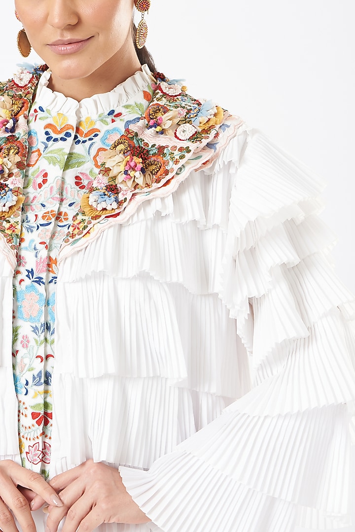 White Embroidered Jacket Set by Sonali Gupta at Pernia's Pop Up Shop