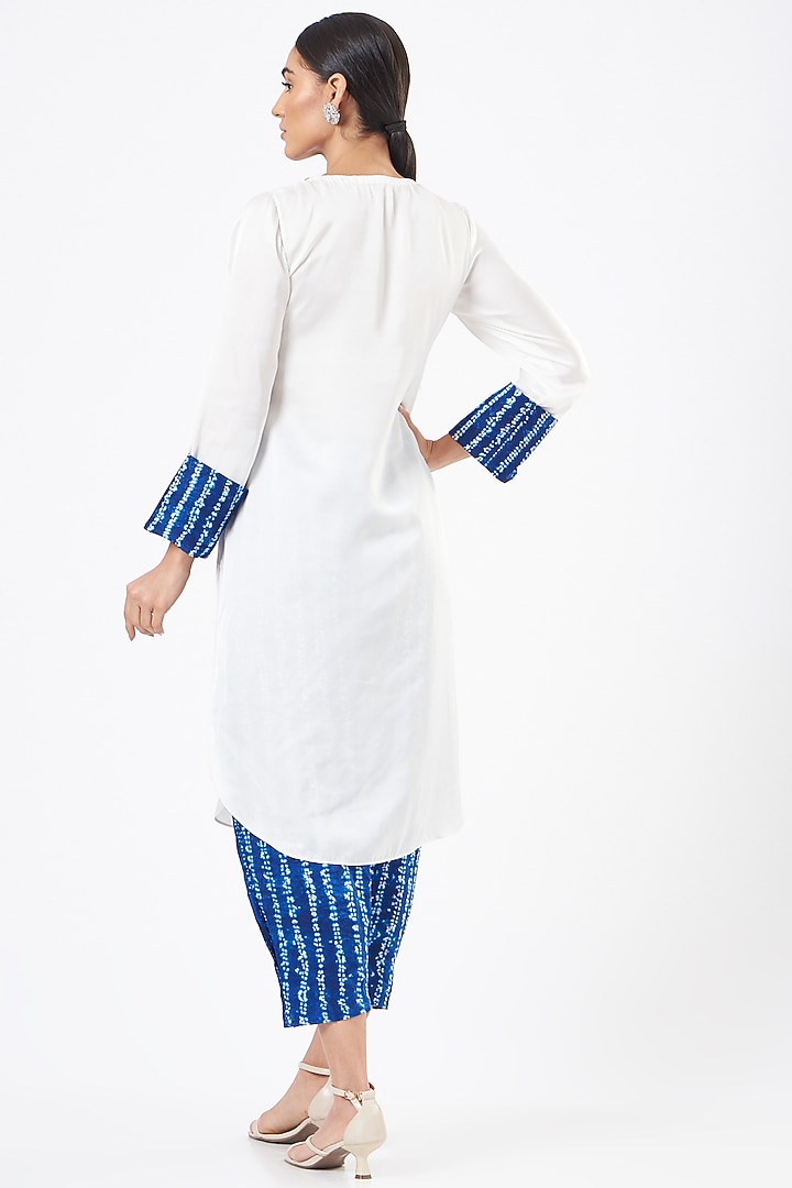 White Embroidered Tunic Set by Sonali Gupta at Pernia's Pop Up Shop