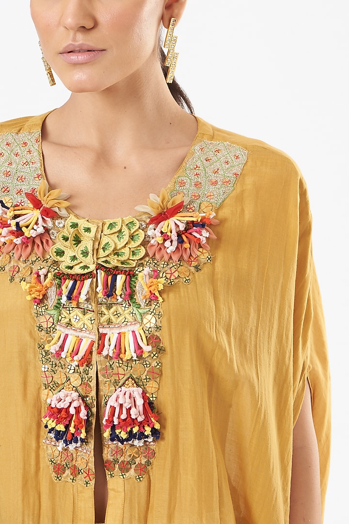 Yellow Hand Embroidered Cape Set by Sonali Gupta at Pernia's Pop Up Shop