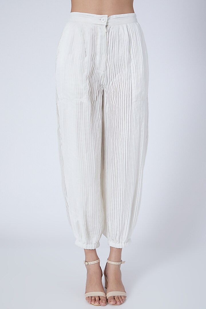 Ecru Embroidered Pant Set by Sonali Gupta at Pernia's Pop Up Shop