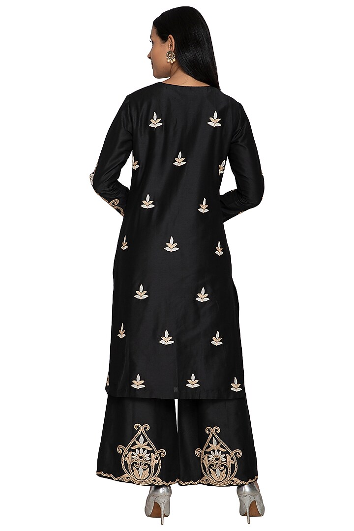 Black Gota Embroidered Kurta Set by Sonali Gupta at Pernia's Pop Up Shop