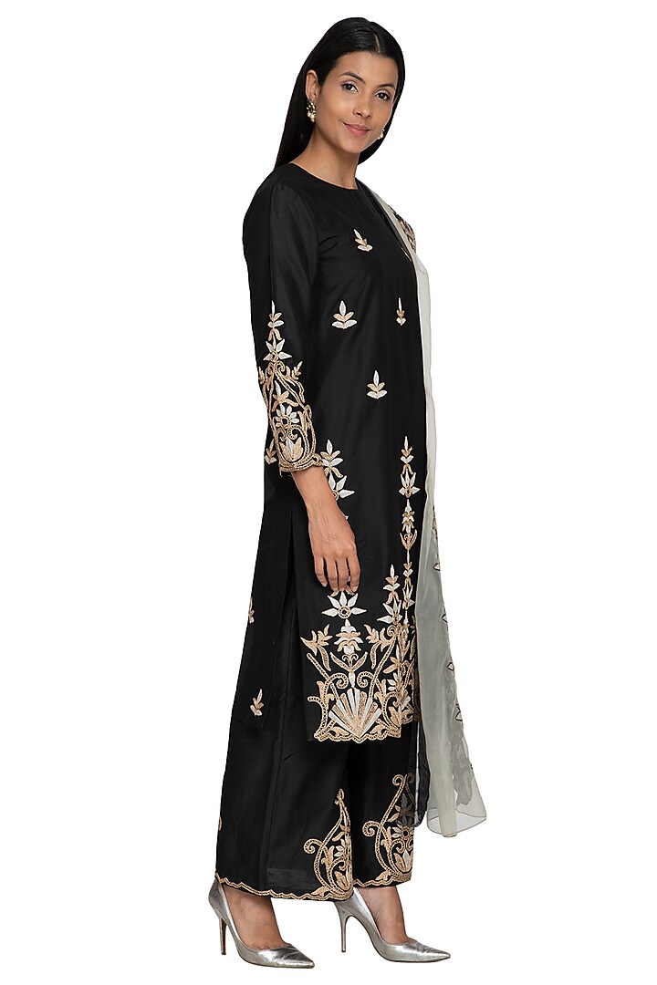 Black Gota Embroidered Kurta Set by Sonali Gupta at Pernia's Pop Up Shop