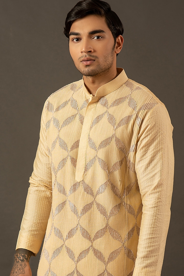 Light Lemon Yellow Silk Printed Pleated Kurta Set by Soniya G Men at Pernia's Pop Up Shop
