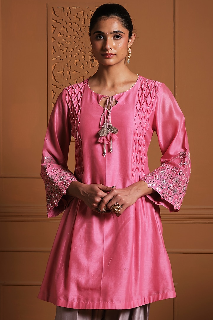 Candy Pink Silk Mirror Work Kurta Set by Sonia Khatri at Pernia's Pop Up Shop