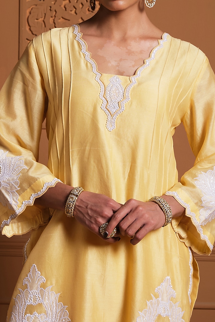 Yellow Silk Resham Embroidered Kurta Set by Sonia Khatri at Pernia's Pop Up Shop