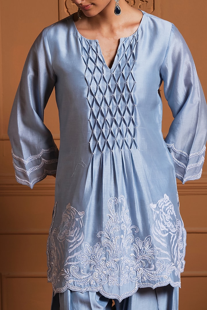 Blue Silk Embroidered Kurta Set by Sonia Khatri at Pernia's Pop Up Shop