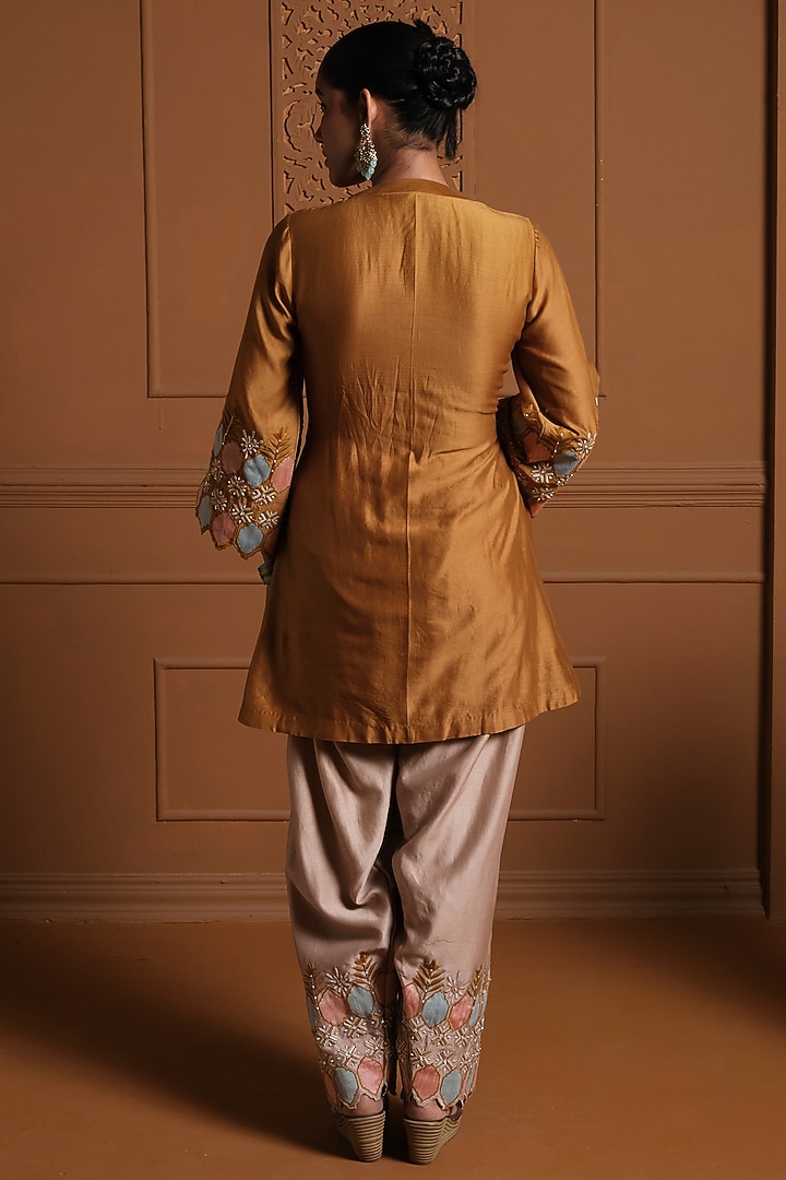 Yellow Silk Cutwork Kurta Set by Sonia Khatri at Pernia's Pop Up Shop