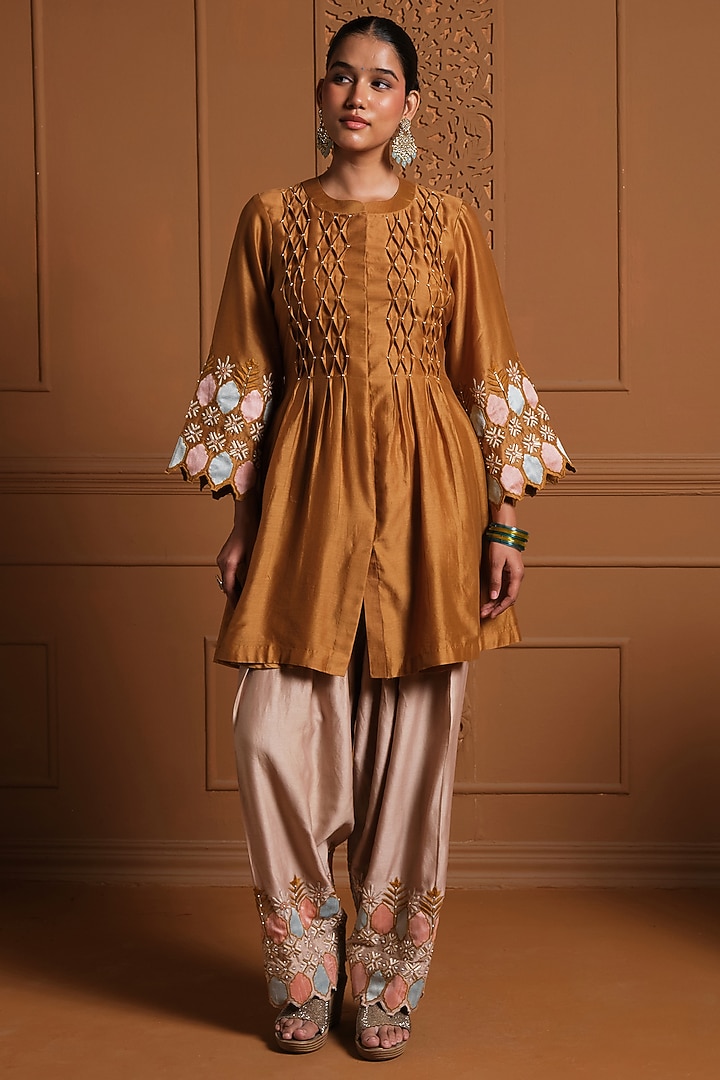 Yellow Silk Cutwork Kurta Set by Sonia Khatri at Pernia's Pop Up Shop